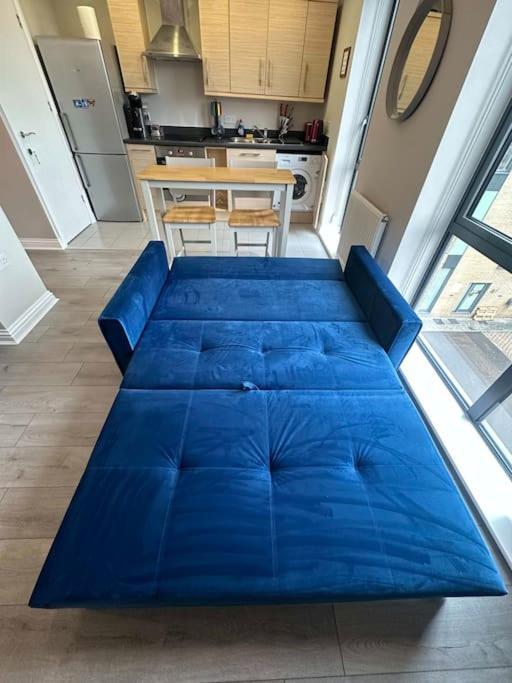 Cute Next To Colindale Station * Edgware